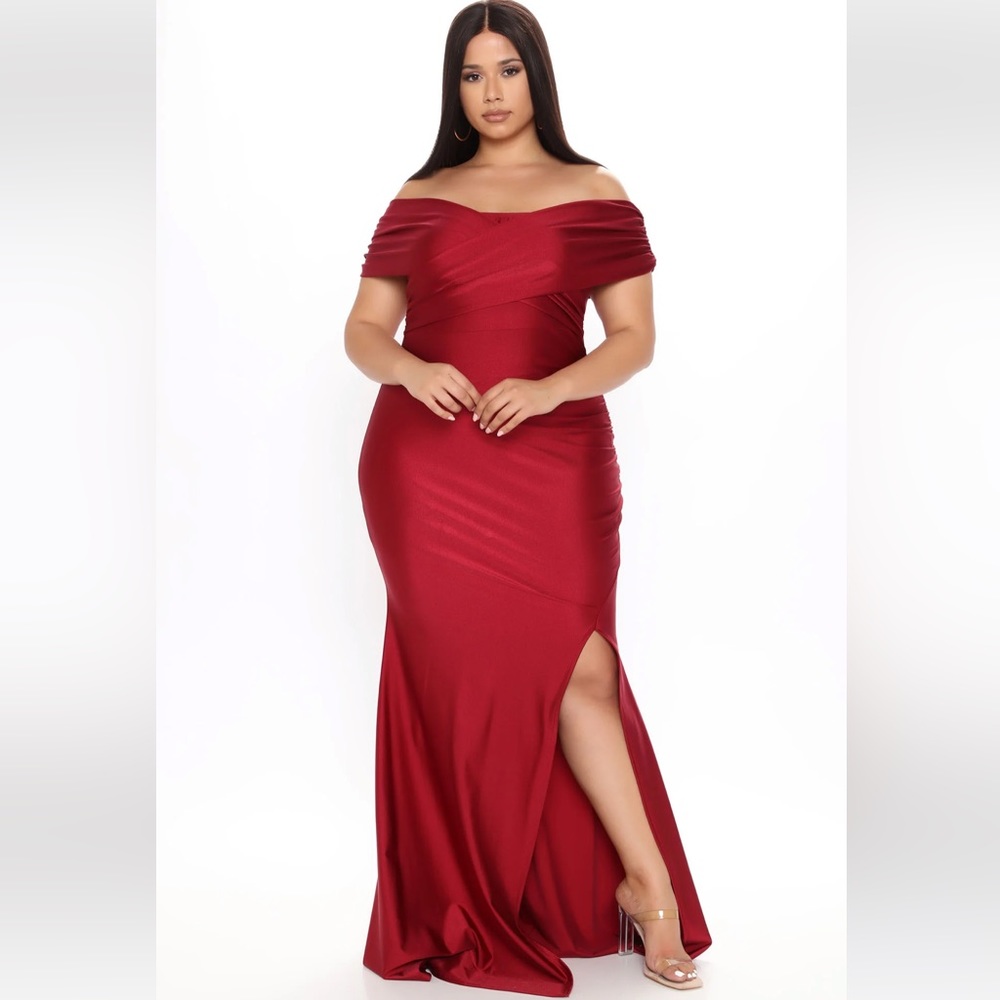 Red dress 💃🏽